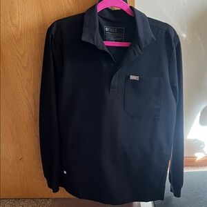 Figs Men's Black Polo Scrub Top (Women’s small)